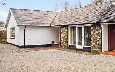 Well appointed cottage for rent Glen Osdale by Portree Isle Of Skye
